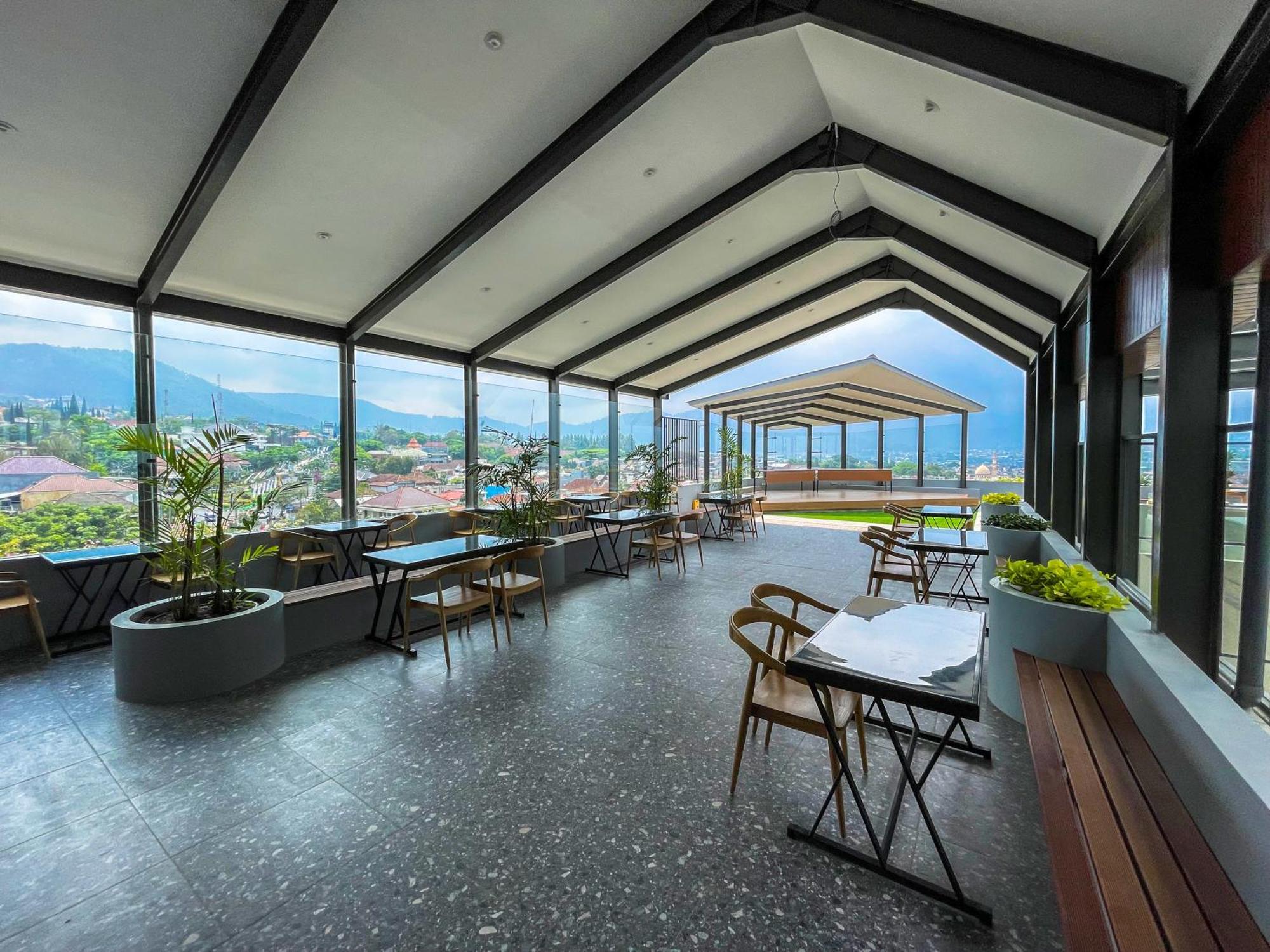 Samara Resort Batu  Exterior photo
